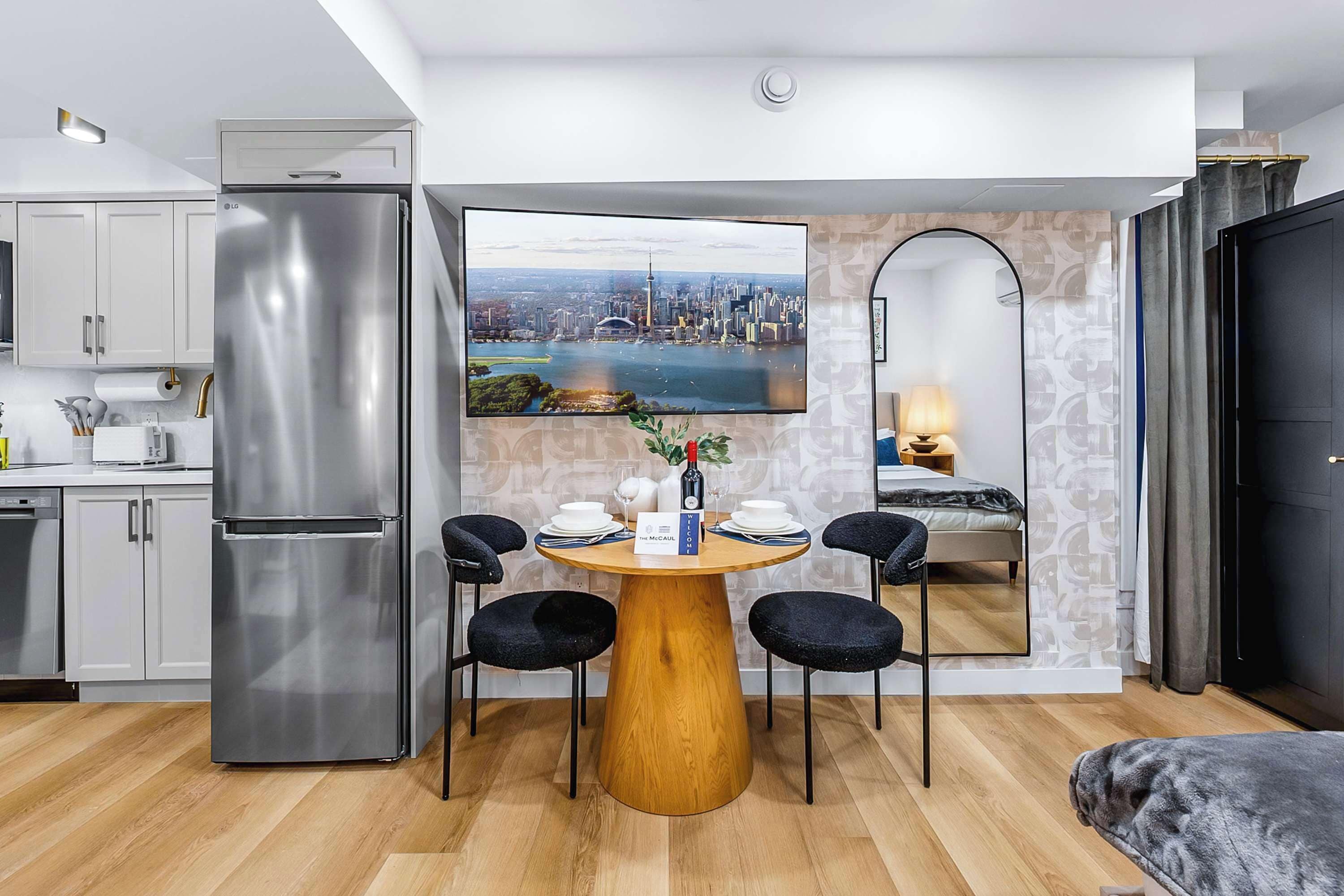 Fer et planche à repasser, Wi-Fi gratuit, draps fournis