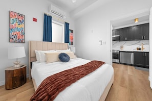 2 dormitorios, tabla de planchar con plancha, wifi gratis y ropa de cama