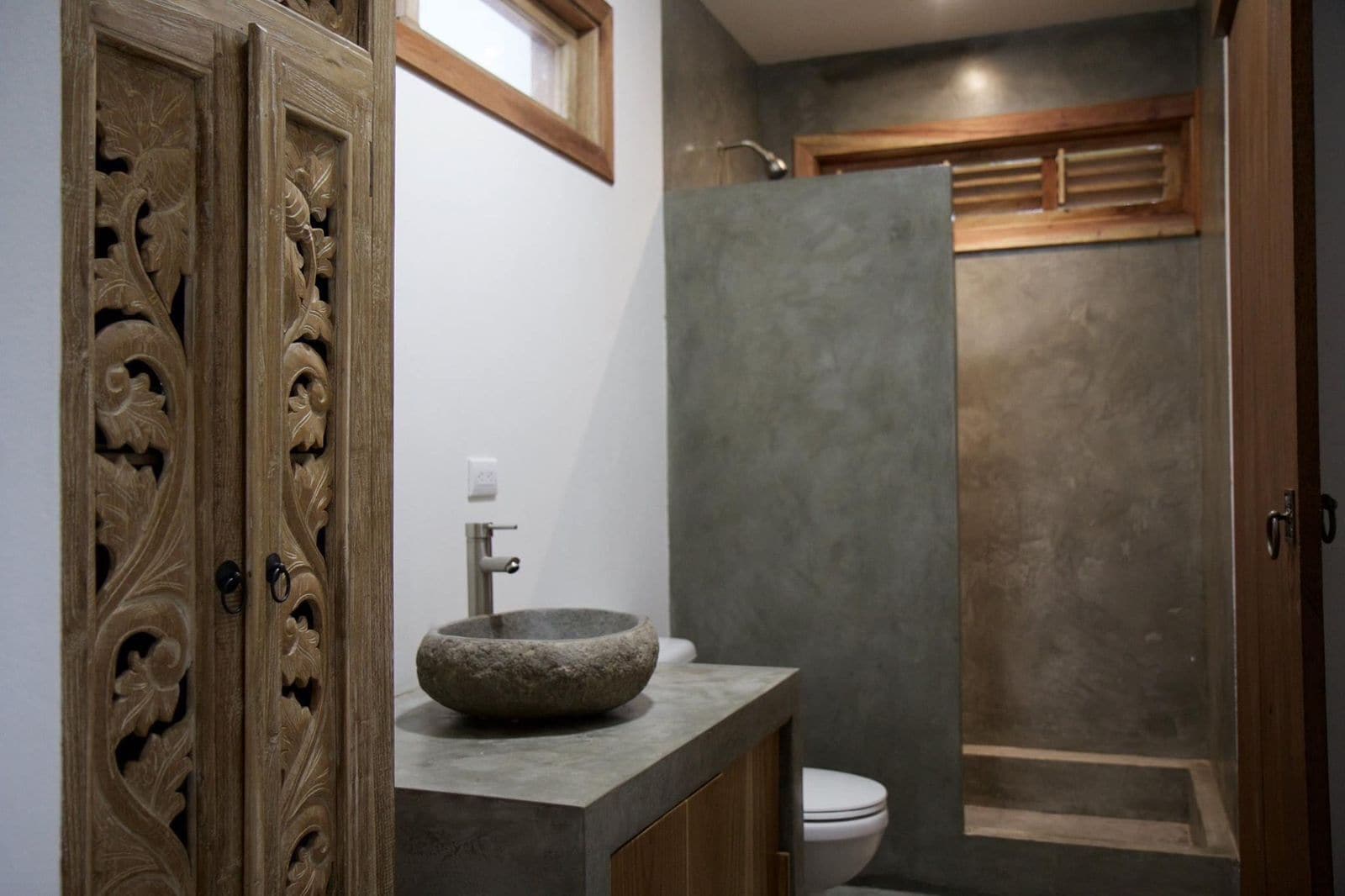 Double Room, 1 King Bed, Balcony, Partial Ocean View | Bathroom