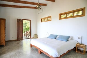 Family House, Balcony, Partial Ocean View | Free WiFi - Lucero (Santa Teresa)