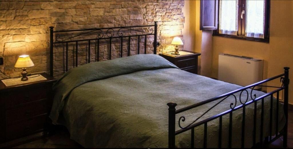 Superior Room, Garden View | Desk, laptop workspace, free WiFi