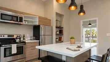 Microwave, stovetop, coffee/tea maker, electric kettle
