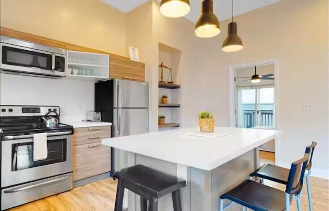 Microwave, stovetop, coffee/tea maker, electric kettle