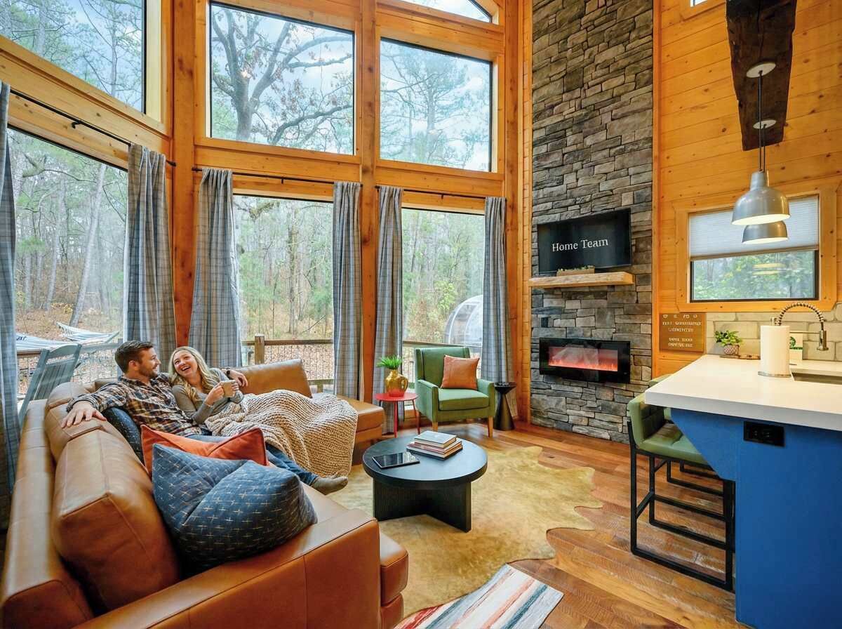 Fernseher, Kamin, Arbeitsbereiche