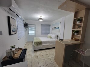 مكواة/لوح كي وواي فاي وملاءات أسرّة