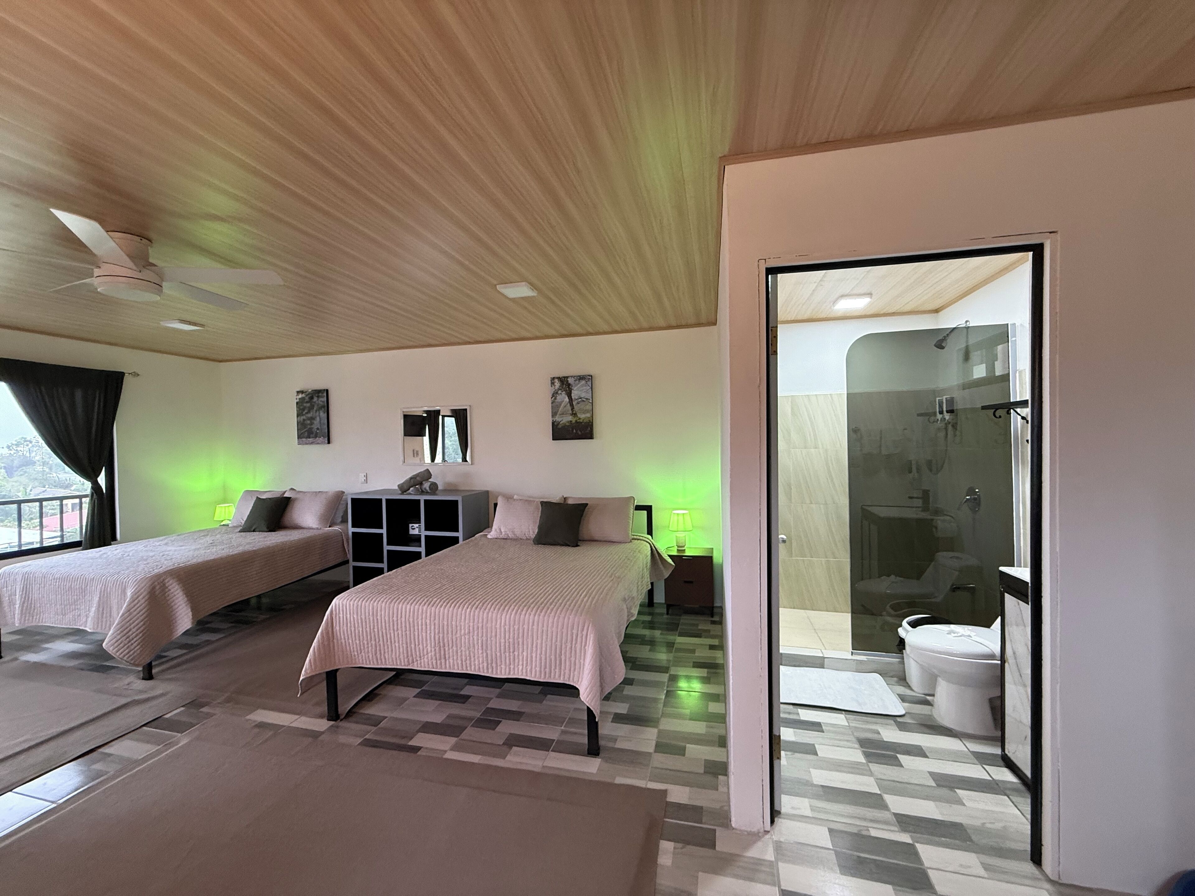 1 bedroom, in-room safe, free WiFi, bed sheets