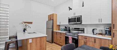 Apartment, 3 Bedrooms | Interior