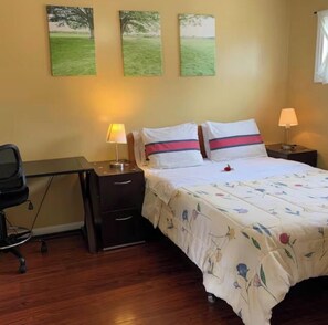 Iron/ironing board, WiFi, bed sheets - The FAB House-Close to Beaches, LAX Airport&Freeway 405 (Hawthorne)