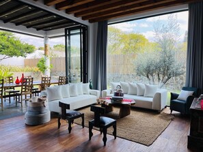 Living area - Casa Carmen Etla (San Lorenzo Cacaotepec)
