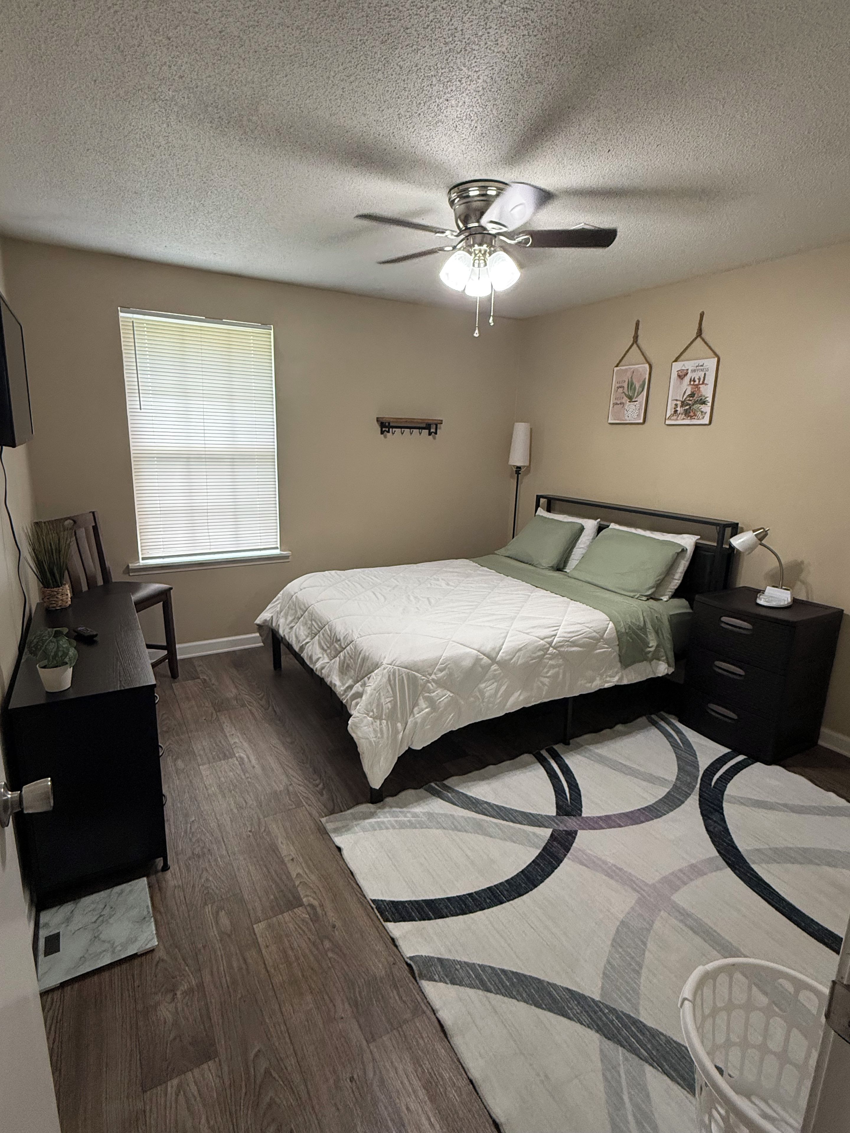 2 habitaciones, wifi gratis y ropa de cama 