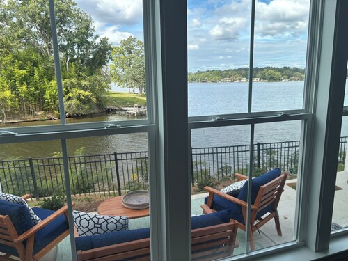 Relax at Mimosa Cove - big Lake Greenwood, SC views in Palmetto Crossing