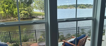 Relax at Mimosa Cove - big Lake Greenwood, SC views in Palmetto Crossing
