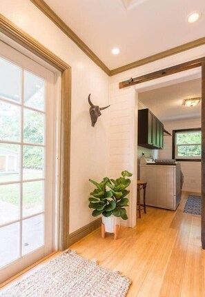 Interior - Soak Up Sunny FL Vibes at this Rad Ranch House (Jupiter)