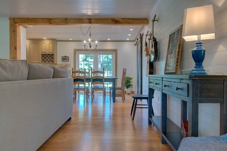 TV. Soak Up Sunny FL Vibes at this Rad Ranch House