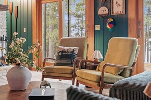 Interior - The Painted Turtle: Lakefront, Hot Tub, Sauna, Theater, Game Room, Playset (Nisswa)