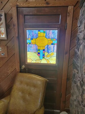 Interior - Awesome Cabin of many sunsets. (Comstock)