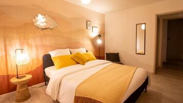 Schreibtisch, Bügeleisen/Bügelbrett, WLAN, Bettwäsche