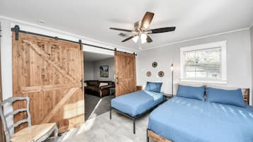 4 bedrooms, desk, iron/ironing board, travel cot