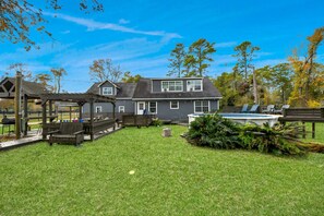 Property grounds - Retreat-Style 4BR Home in Spring (Spring)