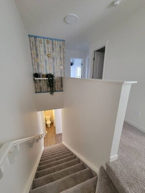 Interior - Cozy•3Bedroom•Modern•Mahogany•Family-Friendly (Calgary)