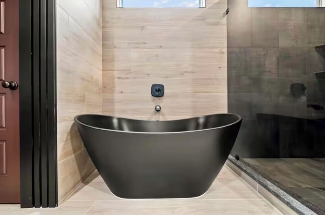 吹风机、毛巾、肥皂、卫生纸