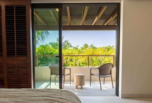 4 bedrooms, desk, iron/ironing board, WiFi - Amazing Golf Views+2 Golf Carts in Punta Mita (Punta Mita)