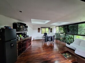 Living area - Escape to Your Private Costa Rican Jungle Retreat (Atenas)