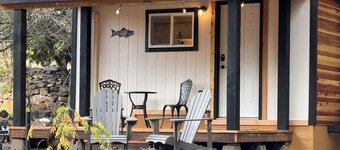 Coho Cabin in Umpqua National Forest