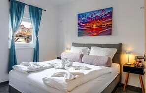 2 bedrooms, iron/ironing board, travel crib, free WiFi