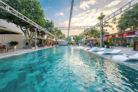 Pool. Thanh Xuân Villa