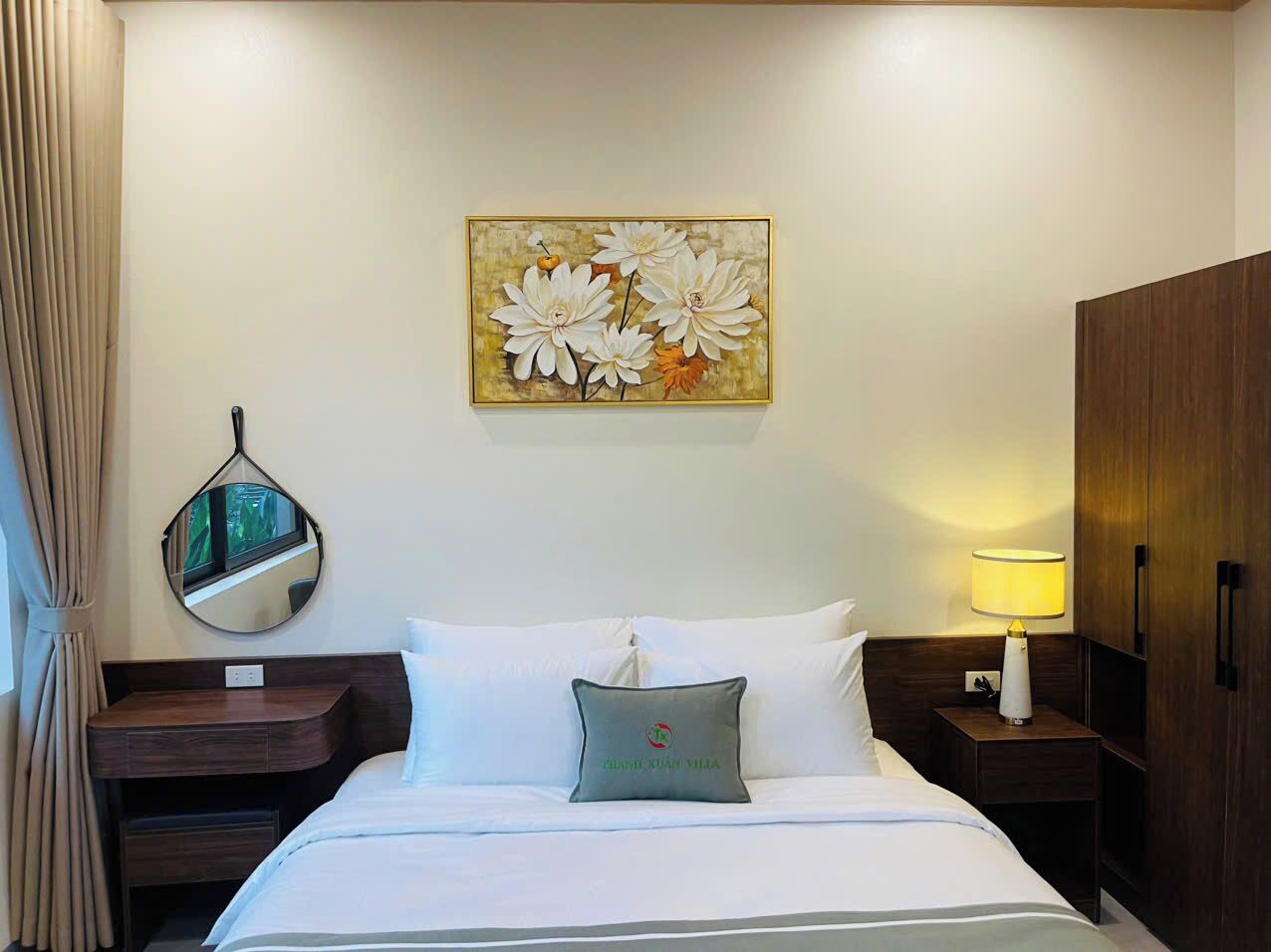 Verdunkelungsvorhänge, schallisolierte Zimmer, kostenloses WLAN