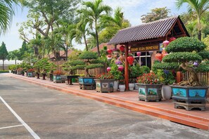 Front of property - Thanh Xuân Villa  (Yen Mo)