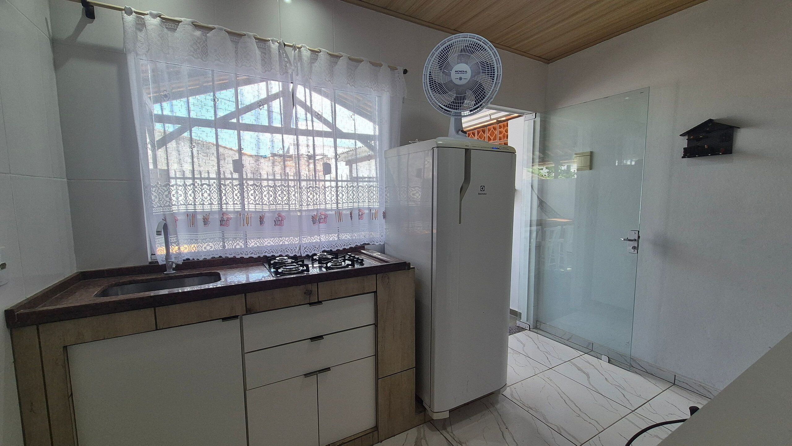 Basic Apartment | Private kitchen