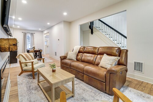 Game Room & Backyard: Modern Altoona Home!