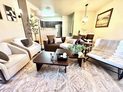 Sunset Mesa - 3BR/2BA - Family Friendly