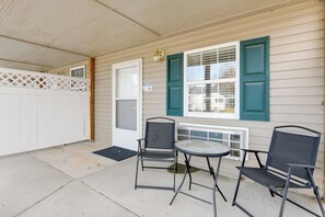 Terrace/patio - Accessible Waynesville Studio Near Blue Ridge Pkwy (Waynesville)