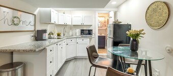 Private Yard & Deck: Long-Term Stay in Glen Allen!