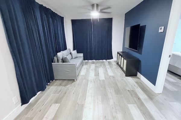 Family Suite | Ruang tamu