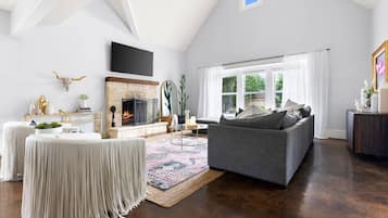 Pientalo, 3 makuuhuonetta, yksityinen uima-allas | Lounge