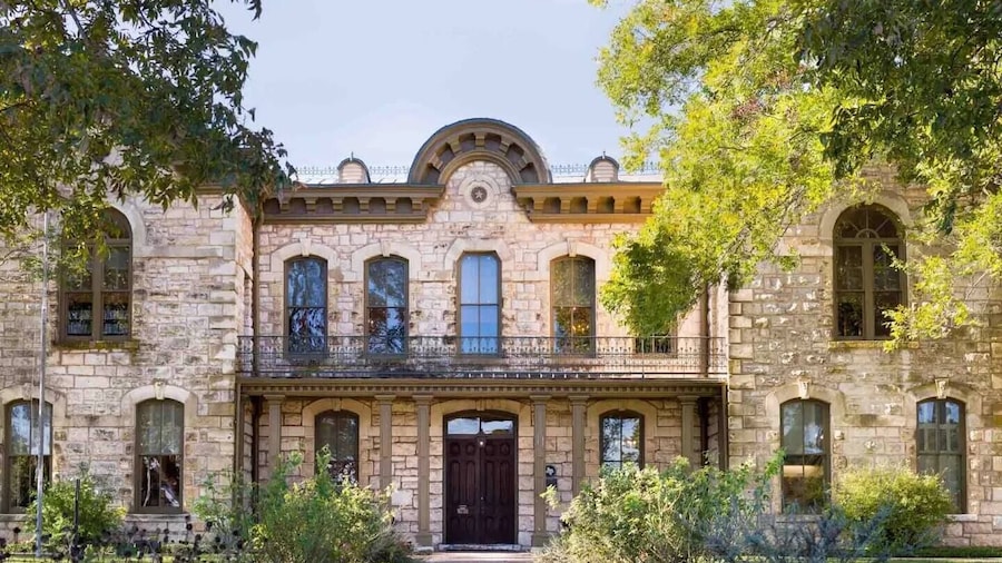 Acorn Haus