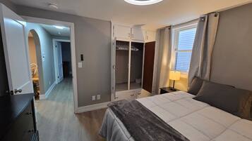 2 Schlafzimmer, Schreibtisch, WLAN, Bettwäsche