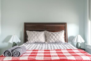 1 bedroom, iron/ironing board, WiFi, bed sheets