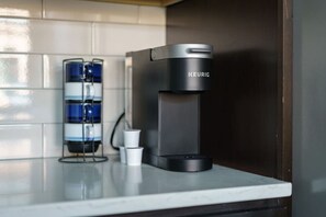Coffee and/or coffee maker - Columbus Electric Factory Flat - Short North (Columbus)