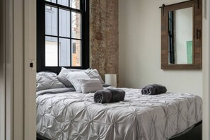 1 chambre, fer et planche à repasser, Wi-Fi, draps fournis
