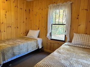 Bed sheets - Creeks Bend {Cabin 3} (Hazelhurst)