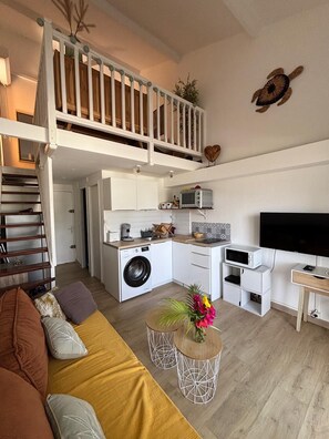 Smart TV - Sea view duplex with access to pools, beaches, restaurants, lagoon, excursions, ... (Saint-François)