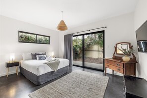 مكواة/لوح كي وخدمة الإنترنت