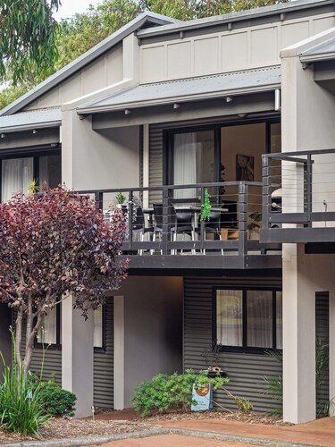 Jarrah Townhouse | Margaret River town