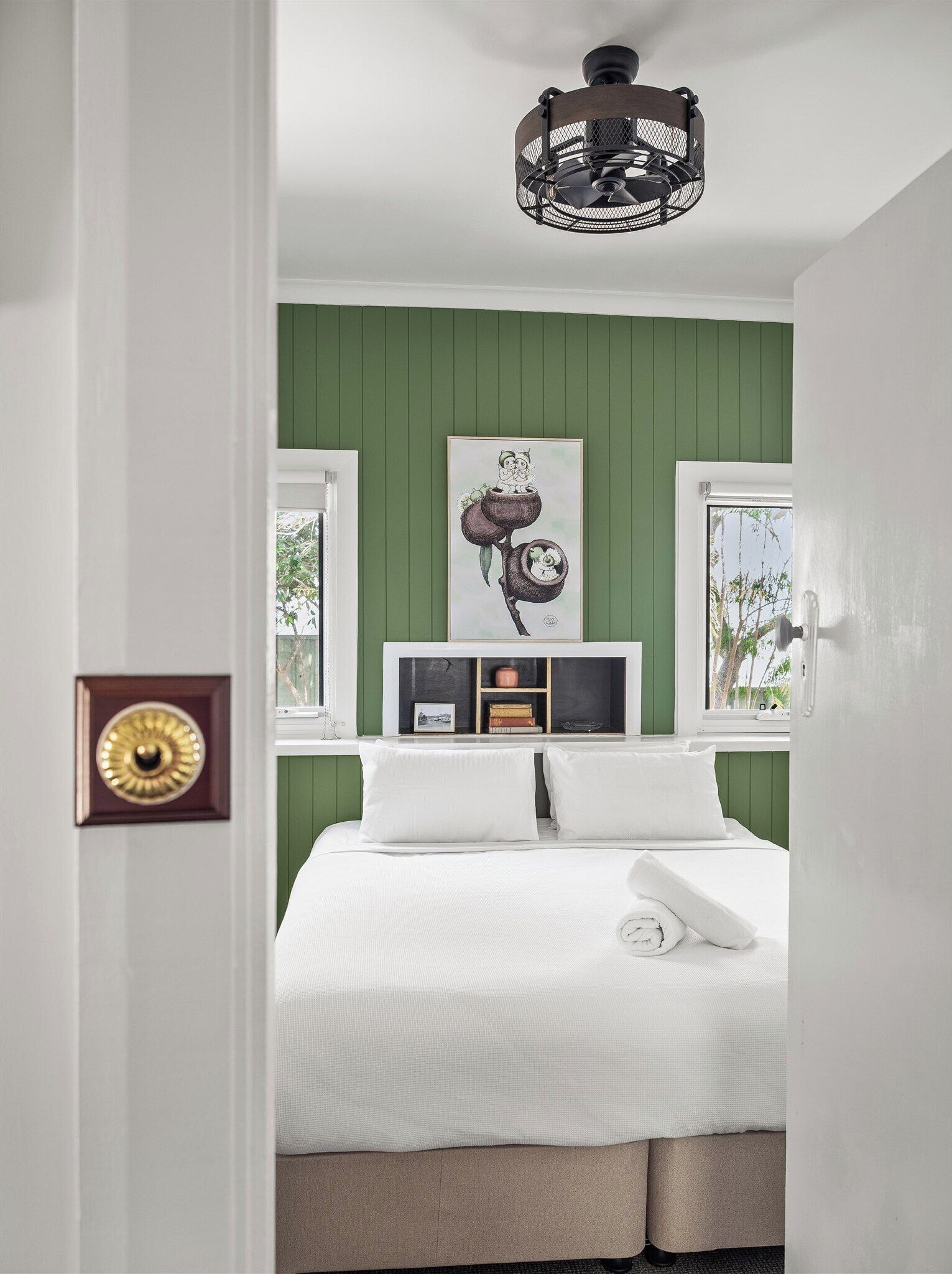 Iron/ironing board, internet