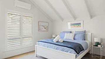 3 bedrooms, iron/ironing board, Internet